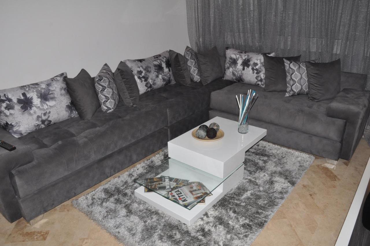 Val Fleuri Apartment With Balcony, קזבלנקה מראה חיצוני תמונה